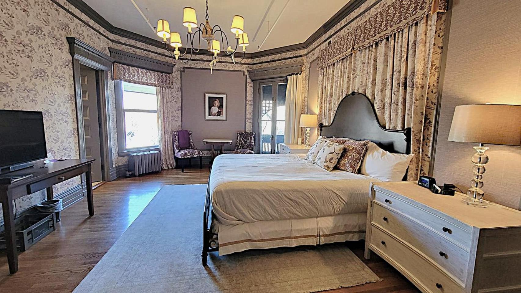 The New Victorian Mansion Bed & Breakfast Saint Paul Exterior foto