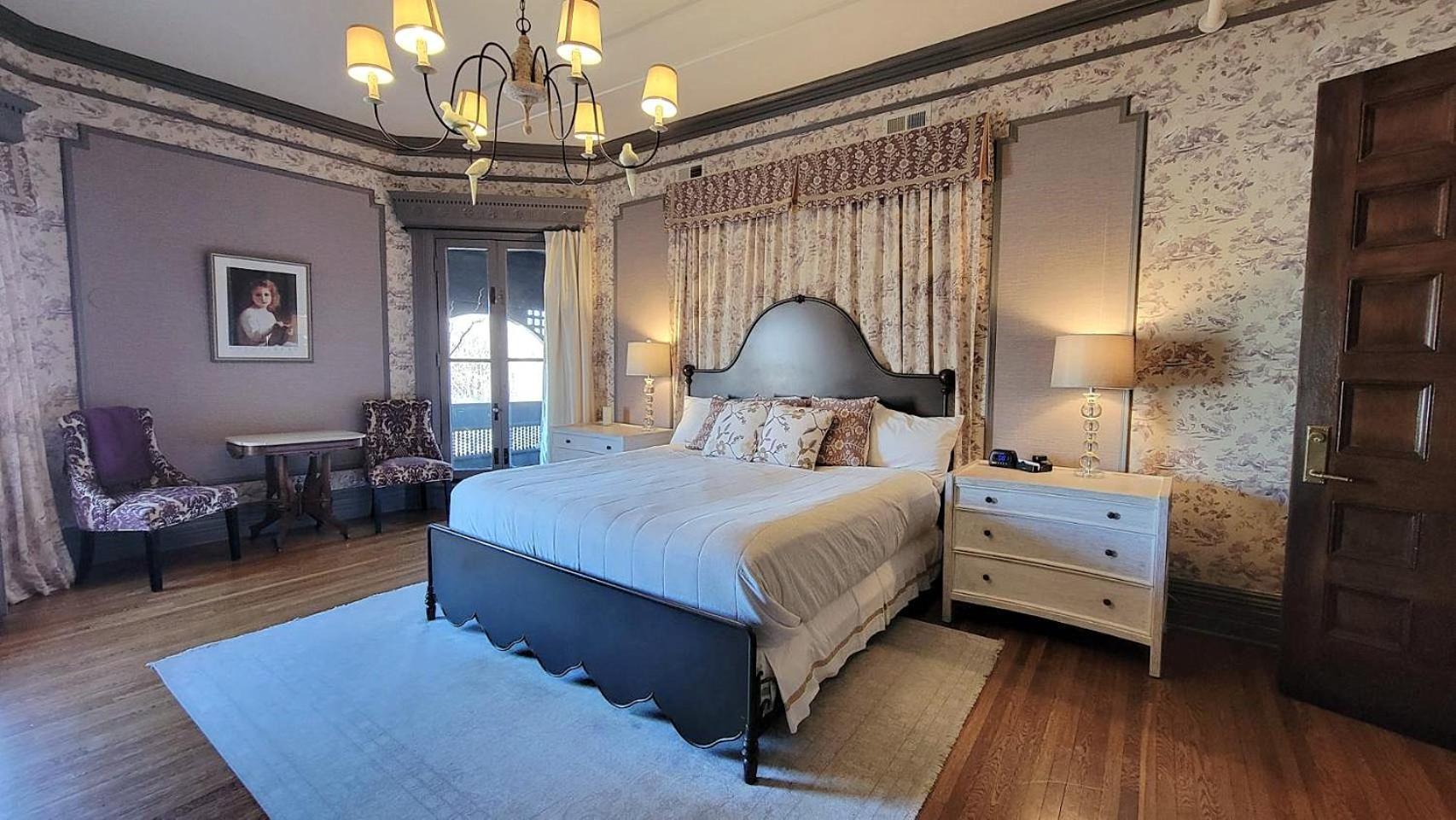 The New Victorian Mansion Bed & Breakfast Saint Paul Exterior foto